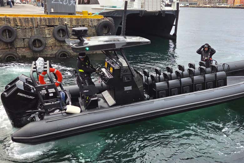 La lancha en la que haremos la actividad