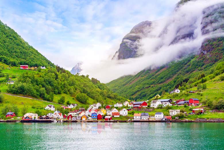 Gudvangen, en el fiordo Naeroyfjord