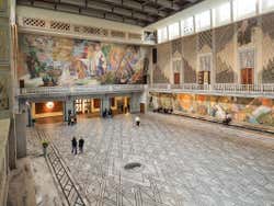 Murales del interior del Ayuntamiento de Oslo