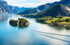 Tour de 8 días por los fiordos noruegos