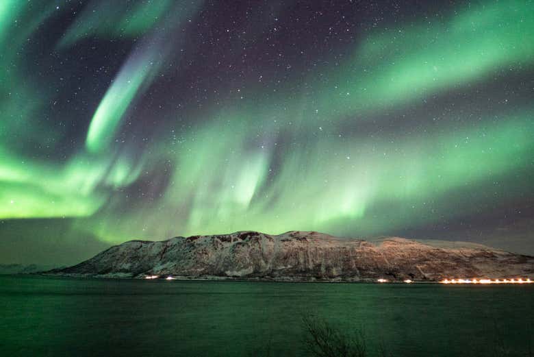 Aurora boreal en Tromso, Noruega. Foto de Joris Kiresdjian