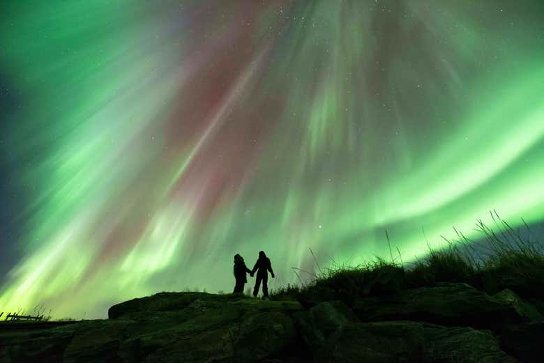 Osservando l'aurora boreale