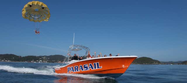 Parasailing en Bahía de las Islas