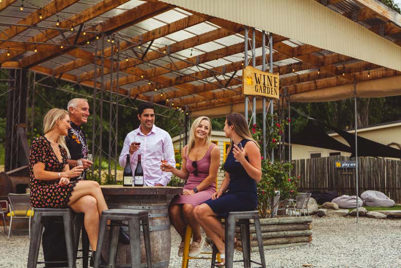 Disfrutando del tour de la cerveza y el vino