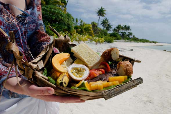 Cena tradicional en Rarotonga