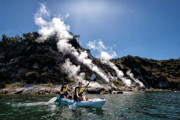 Excursión al valle volcánico de Waimangu + Tour en kayak