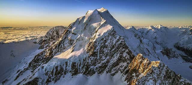Vuelo en helicóptero o avioneta sobre los Alpes del Sur