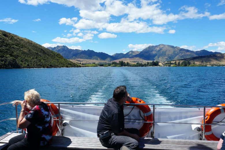 Navegando por el lago Wanaka