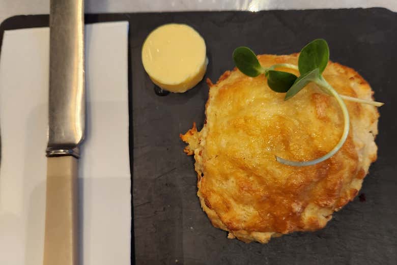 Taste a surprising kiwi cheese scone