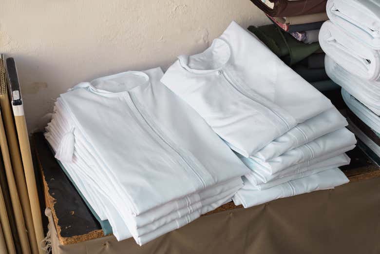 Le dishsasha pronte ad essere indossate