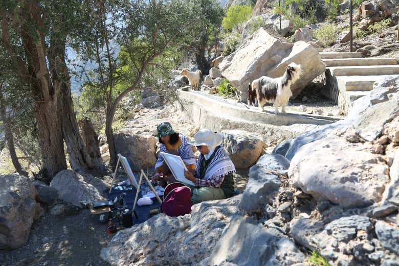 Típica escena en la subida al pueblo de Wakan