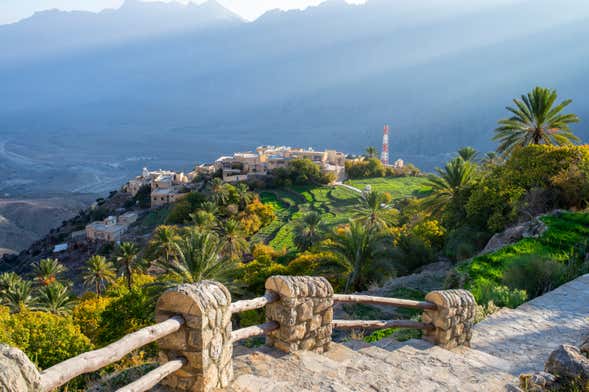 Trekking privato fino a Wakan + Terme di Nakhl