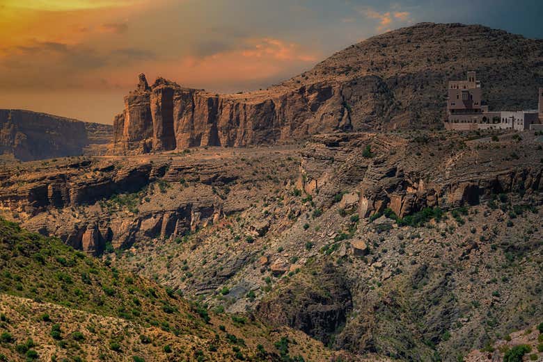 Acantilados en las montañas de Al Jabal Al Akhdar
