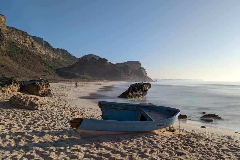 Visit Fizayah Beach