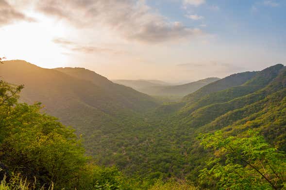 Southern Oman Mountains & Valleys Private Tour