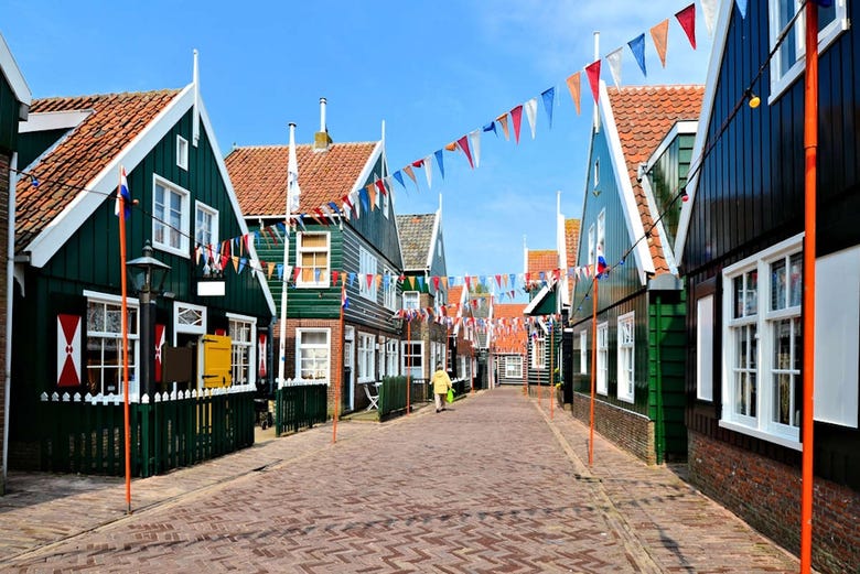 Calle típica de Volendam