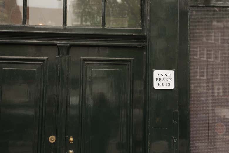 Particolare della porta della casa di Anna Frank