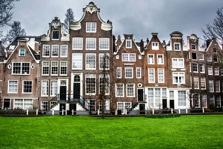 L'architettura tipica delle case del Beghijnof
