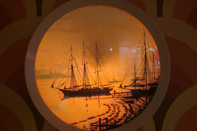 Algunos de los cuadros dentro de la casa flotante