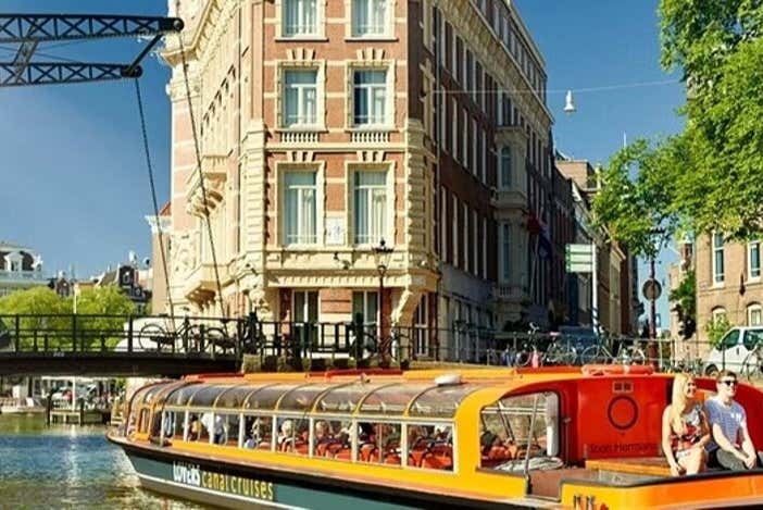 Profitez de la balade en bateau