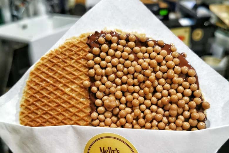 Stroopwafel hollandaise avec du chocolat