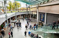 free city tours amsterdam Van Gogh Museum & Canal Cruise