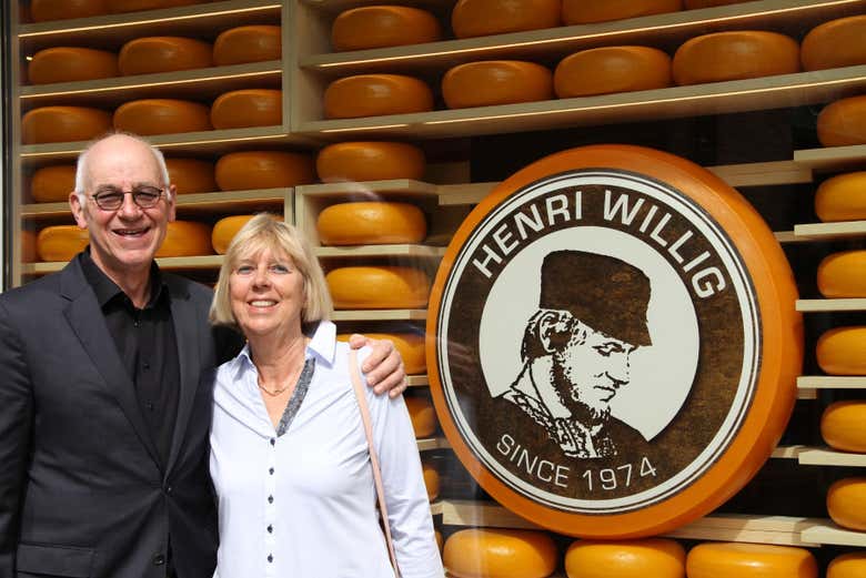 Junto a los quesos de Henri Willig