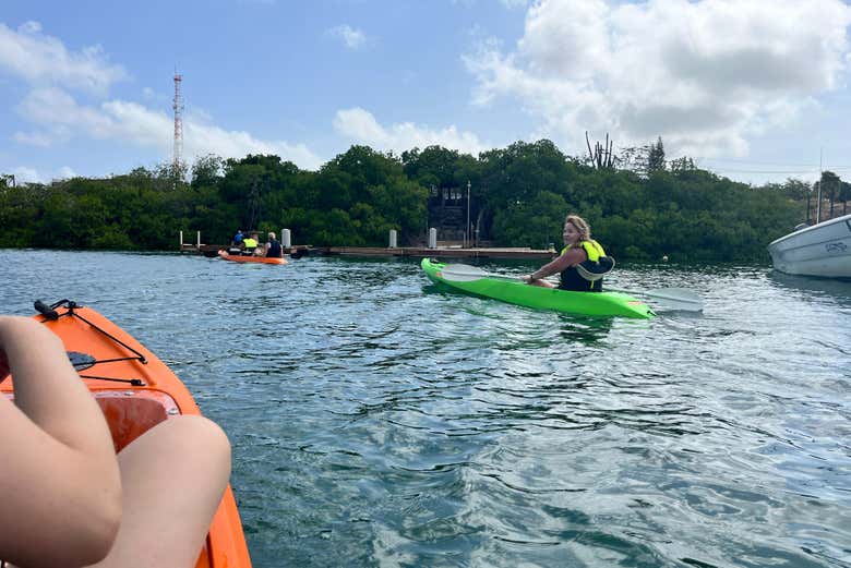 Facendo kayak nelle acque di Aruba