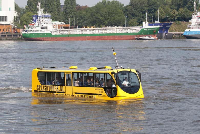 A bord du bus amphibie 