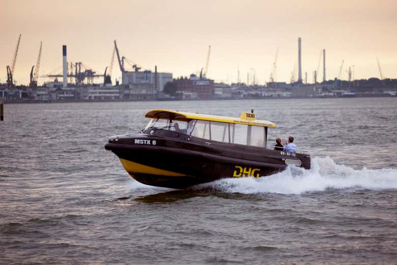 Bateau-taxi à Rotterdam 