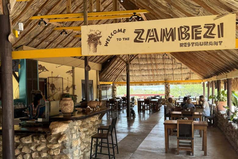 Restaurante de la granja de avestruces de Curazao