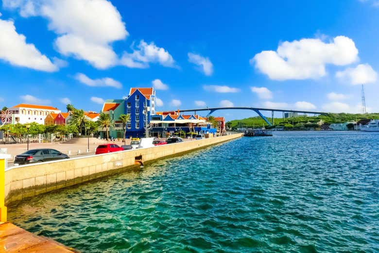 Le célèbre Queen Juliana Bridge