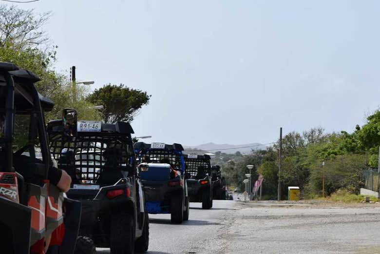 Recorriendo Curazao en buggy