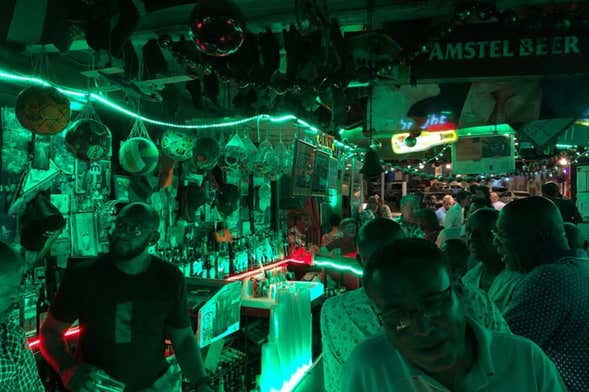 Tournée des bars dans Willemstad