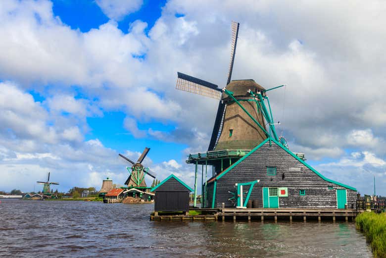 Moulins à vent sur les rives du Zaan