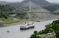 Paseo en lancha por el canal de Panamá y el lago Gatún
