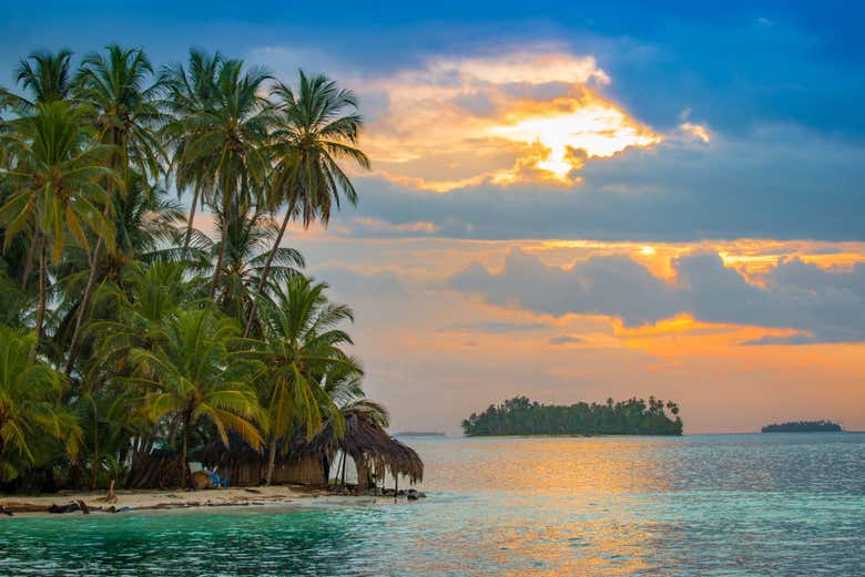 El atardecer en el archipiélago de San Blas