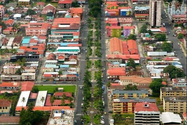Streets of Colón