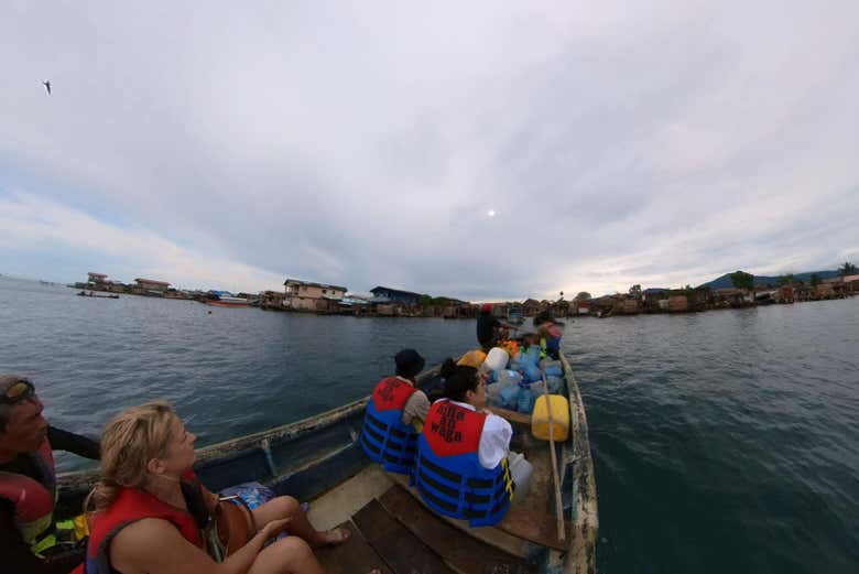 Chegando à comunidade Guna Yala