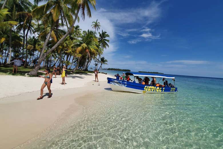 Excursion aux îles