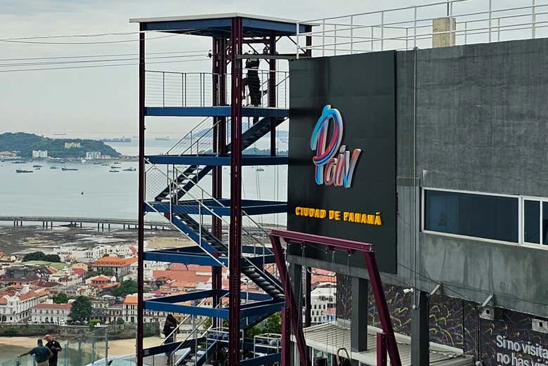 Las escaleras de The Views