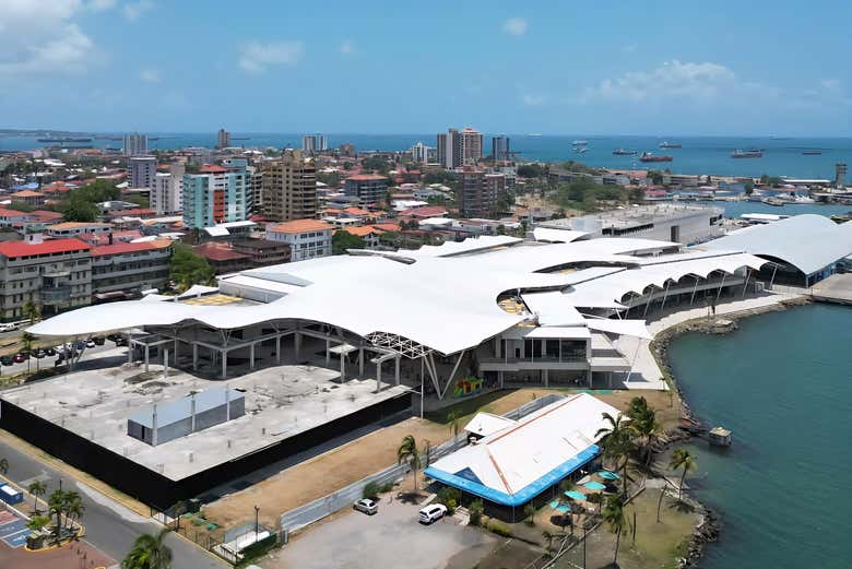 Vista aérea de Colón 2000