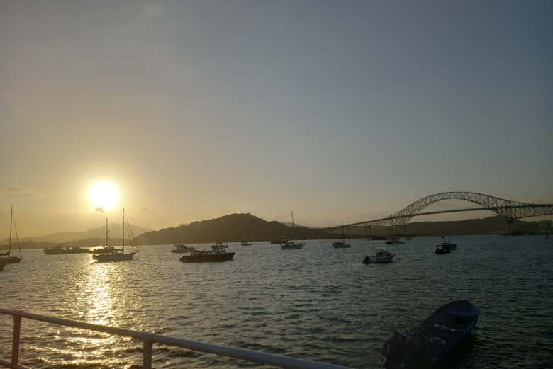 Spot the Bridge of the Americas