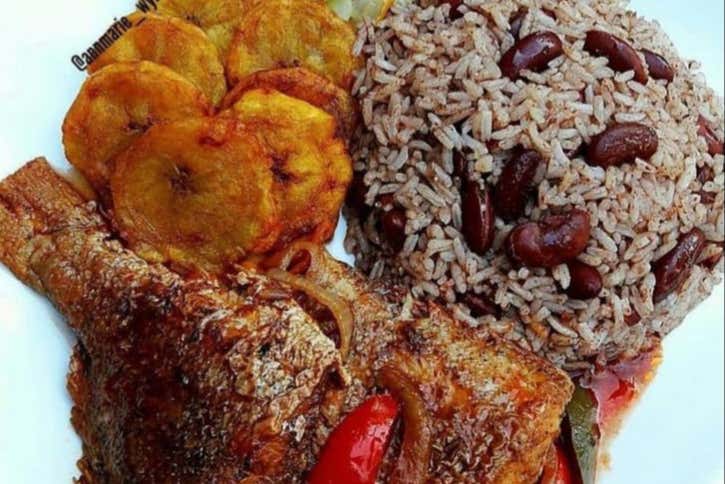 El típico almuerzo en Colón