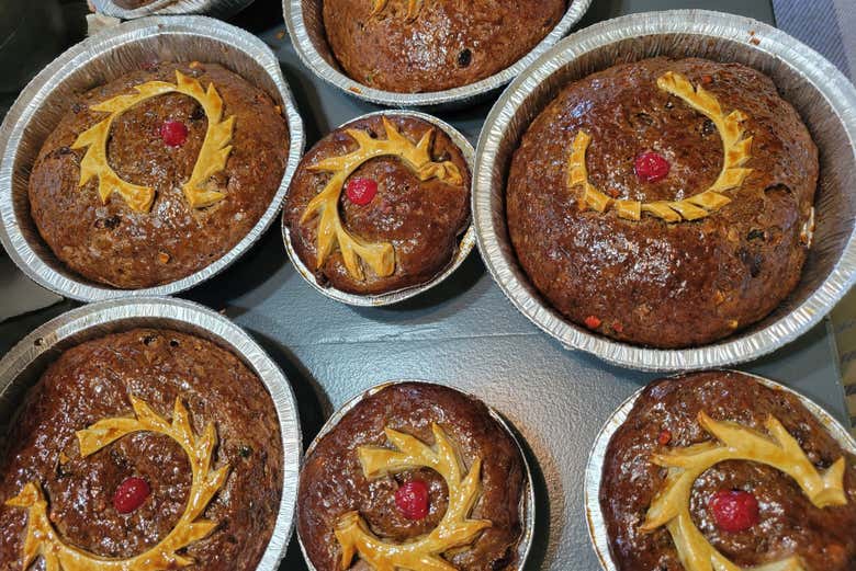 Bom, durante la parada en la panadería