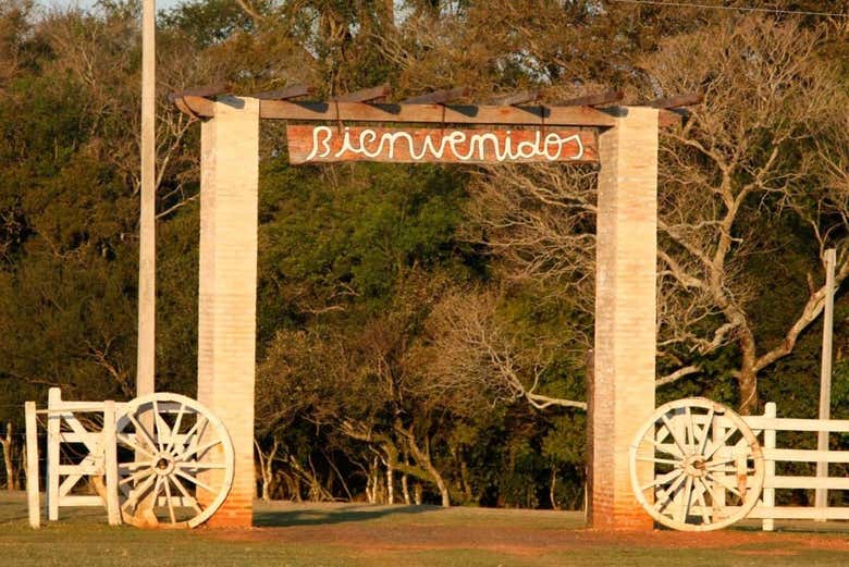 Entrance to the Tacuaty ranch