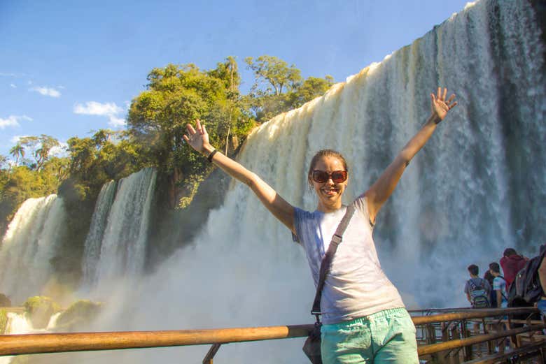 Disfrutando del tour por las Cataratas del Iguazú