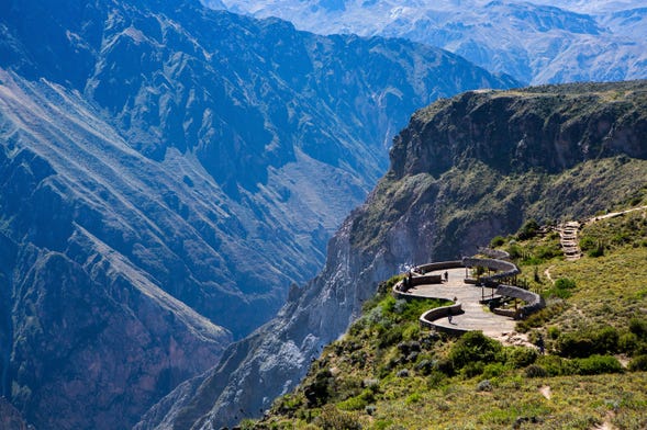 Excursión al Cañón del Colca finalizando en Puno
