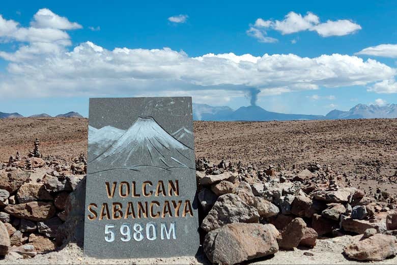 Mirador del volcán Sabancaya en Patapampa