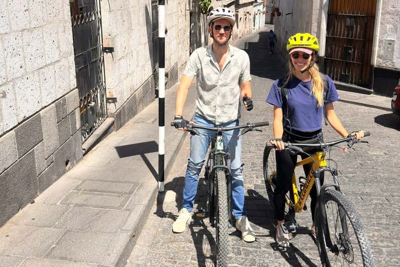 Momento da foto em uma das ruelas de Arequipa!